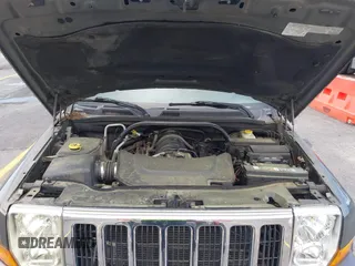 2007 Jeep Commander Limited with VIN 1J8HH58297C636318, listed as a IAAI auction lot 42105138 with 149,972 mi miles and . Bid and sale history available at DreamBid. Image 10.
