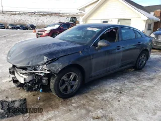 2024 Kia K5 LXS with VIN 5XXG14J21RG247428, listed as a Copart auction lot 43322555 with 21,416 mi miles and Salvage Title. Bid and sale history available at carsss.com. Image 1.