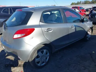 2011 Mazda 2 Sport with VIN JM1DE1HY9B0121499, listed as a IAAI auction lot 41335064 with 128,277 mi miles. Bid and sale history available at carsss.com. Image 4.