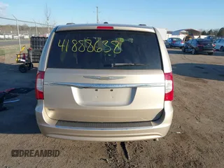 2015 Chrysler Town & Country Touring with VIN 2C4RC1BG8FR537647, listed as a IAAI auction lot 41888638 with 146,866 mi miles. Bid and sale history available at carsss.com. Image 16.