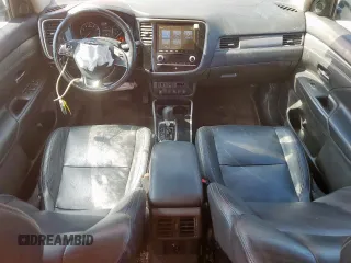 2020 Mitsubishi Outlander SE with VIN JA4AD3A39LZ025105, listed as a Copart auction lot 58227805 with 110,660 mi miles and Clean title. Bid and sale history available at DreamBid. Image 8.