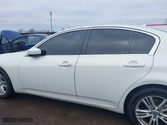 2013 Infiniti G37 Sedan x with VIN JN1CV6AR9DM763652, listed as a IAAI auction lot 41935764 with 122,030 mi miles. Bid and sale history available at carsss.com. Image 14.