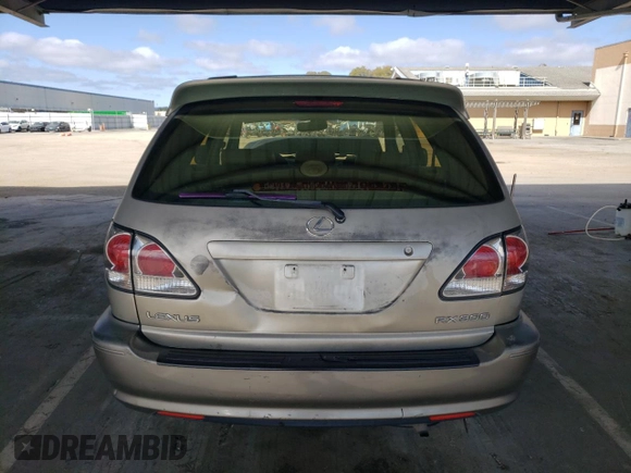 2001 Lexus RX 300 with VIN JTJHF10U610199760, listed as a Copart auction lot 55637985 with 237,253 mi miles and Salvage Title. Bid and sale history available at DreamBid. Image 6.