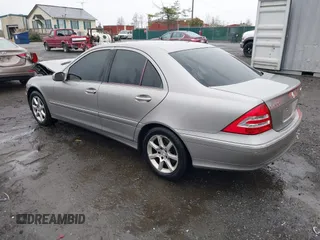 2007 Mercedes-Benz C 280 Luxury with VIN WDBRF92H27F882209, listed as a IAAI auction lot 41834105 with 174,656 mi miles and . Bid and sale history available at DreamBid. Image 3.