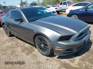 2014 Ford Mustang V6 with VIN 1ZVBP8AM7E5274601, listed as a IAAI auction lot 42238046 with 161,887 mi miles and . Bid and sale history available at DreamBid. Image 1.