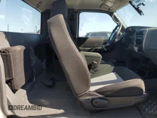 2009 Ford Ranger XLT z VIN 1FTZR45E99PA14864, wystawiony jako Copart lot #53185635 z przebiegiem 129 070 mil mil oraz Szkoda całkowita • Salvage title. Historia ofert i sprzedaży dostępna na DreamBid. Obrazek 10.