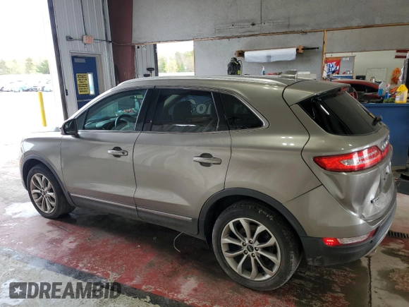 2017 Lincoln MKC Select z VIN 5LMCJ2D93HUL34678, wystawiony jako Copart lot #55308415 z przebiegiem 60 242 mil mil oraz Szkoda całkowita • Salvage title. Historia ofert i sprzedaży dostępna na DreamBid. Obrazek 2.