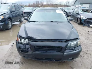 2004 Volvo S60 with VIN YV1RH59H542378132, listed as a IAAI auction lot 41919433 with 128,608 mi miles. Bid and sale history available at carsss.com. Image 12.