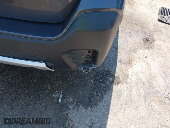 2020 Subaru Outback Limited with VIN 4S4BTANC4L3181529, listed as a IAAI auction lot 42417410 with 71,124 mi miles and . Bid and sale history available at DreamBid. Image 18.