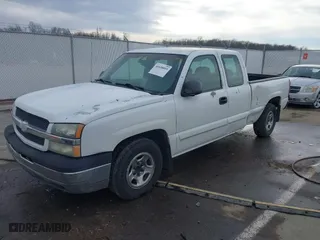 2003 Chevrolet Silverado 1500 Work Truck with VIN 2GCEC19XX31120402, listed as a IAAI auction lot 41638819 with 186,034 mi miles. Bid and sale history available at carsss.com. Image 17.