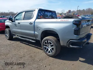 2019 Chevrolet Silverado 1500 Custom Trail Boss with VIN 3GCPYCEF5KG148682, listed as a IAAI auction lot 41826656 with 54,682 mi miles. Bid and sale history available at carsss.com. Image 3.