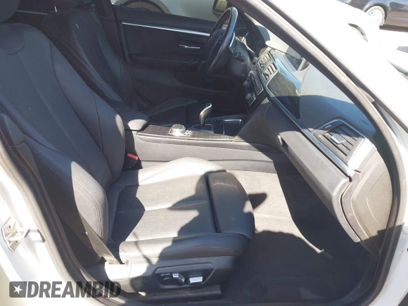 2019 BMW 4 Series 430i with VIN WBA4J1C54KBM18190, listed as a IAAI auction lot 42012759 with 73,598 mi miles. Bid and sale history available at carsss.com. Image 5.