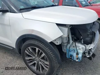 2017 Ford Explorer Platinum с VIN 1FM5K8HT6HGA45763, выставлен на аукционе IAAI как лот 42681207 с пробегом 152 091 миль миль и . История ставок и продаж доступна на DreamBid. Изображение 18.