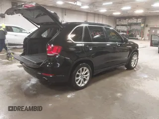 2016 BMW X5 xDrive35i with VIN 5UXKR0C57G0S85956, listed as a IAAI auction lot 41708072 with 409,161 mi miles. Bid and sale history available at carsss.com. Image 4.