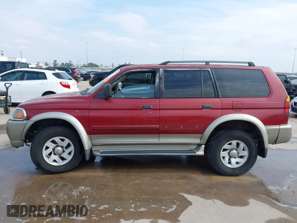 2001 Mitsubishi Montero Sport XLS with VIN JA4LS31H21P050687, listed as a IAAI auction lot 41532653 with 183,037 mi miles. Bid and sale history available at carsss.com. Image 15.