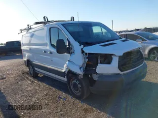 2016 Ford Transit Cargo z VIN 1FTYE1YM2GKB48893, wystawiony jako IAAI lot #41915007 z przebiegiem 234 934 mil mil oraz . Historia ofert i sprzedaży dostępna na DreamBid. Obrazek 1.