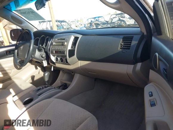 2005 Toyota Tacoma PreRunner with VIN 5TEKU72NX5Z024621, listed as a IAAI auction lot 40382089 with 180,080 mi miles. Bid and sale history available at carsss.com. Image 5.