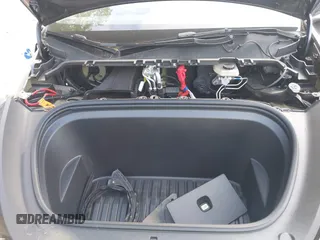 2023 Tesla Model Y Performance z VIN 7SAYGDEFXPF767971, wystawiony jako IAAI lot #42198881 z przebiegiem 32 442 mil mil oraz . Historia ofert i sprzedaży dostępna na DreamBid. Obrazek 10.