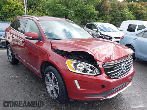 2015 Volvo XC60 T6 with VIN YV4902RKXF2669393, listed as a IAAI auction lot 42380410 with 124,258 mi miles and . Bid and sale history available at DreamBid. Image 1.