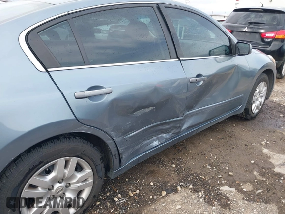 2011 Nissan Altima 2.5 S with VIN 1N4AL2AP1BC156896, listed as a IAAI auction lot 41702106 with 168,938 mi miles. Bid and sale history available at carsss.com. Image 6.