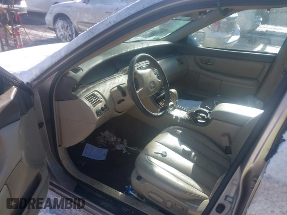 2003 Toyota Avalon XL with VIN 4T1BF28B43U302831, listed as a IAAI auction lot 41353606 with 132,766 mi miles and . Bid and sale history available at carsss.com. Image 5.