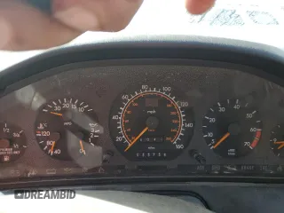 1992 Mercedes-Benz 500 с VIN WDBFA66E2NF060149, выставлен на аукционе Copart как лот 76109384 с пробегом 55 753 миль миль и Списание • Salvage title. История ставок и продаж доступна на DreamBid. Изображение 9.