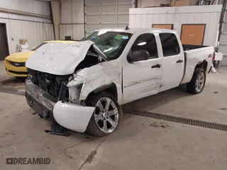 2007 Chevrolet Silverado 1500 LT w/1LT with VIN 3GCEK13M87G511191, listed as a IAAI auction lot 41370943 with 239,378 mi miles. Bid and sale history available at carsss.com. Image 2.