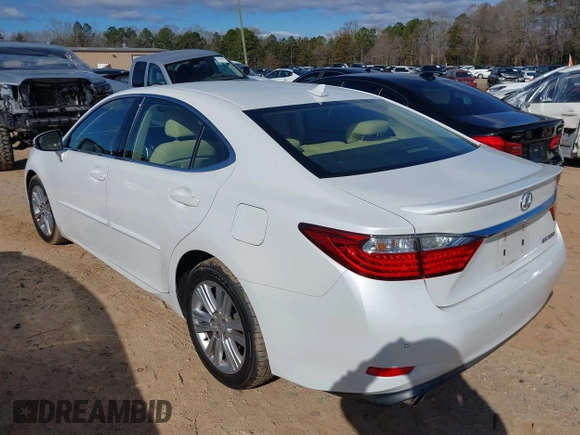 2014 Lexus ES with VIN JTHBK1GG2E2116094, listed as a IAAI auction lot 41728294 with 92,036 mi miles and . Bid and sale history available at carsss.com. Image 3.