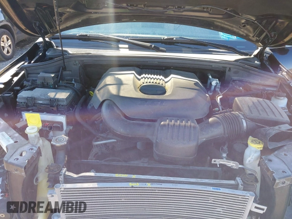 2011 Jeep Grand Cherokee Laredo with VIN 1J4RR4GG1BC547460, listed as a IAAI auction lot 40632674 with 46,745 mi miles and . Bid and sale history available at DreamBid. Image 10.