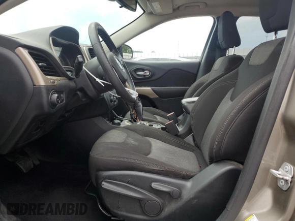 2018 Jeep Cherokee Latitude with VIN 1C4PJMCX9JD570763, listed as a Copart auction lot 58987315 with 131,990 mi miles and Salvage title. Bid and sale history available at DreamBid. Image 7.
