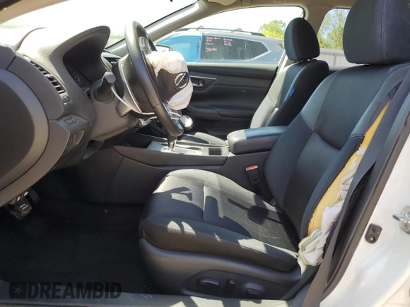 2017 Nissan Altima SR with VIN 1N4AL3AP6HC137274, listed as a Copart auction lot 54672995 with 72,299 mi miles and Salvage title. Bid and sale history available at DreamBid. Image 7.