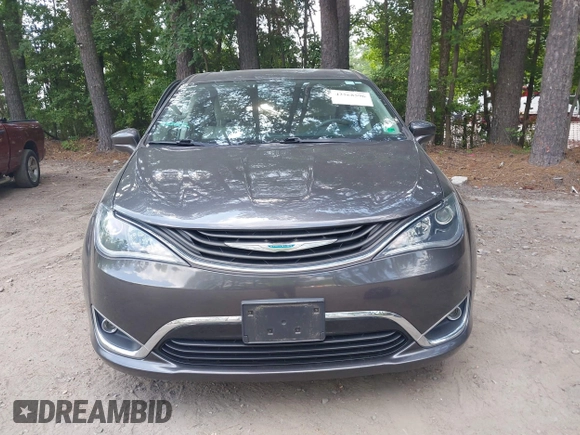 2018 Chrysler Pacifica Hybrid Touring Plus с VIN 2C4RC1H70JR187642, выставлен на аукционе IAAI как лот 42568596 с пробегом 48 907 миль миль и . История ставок и продаж доступна на DreamBid. Изображение 12.