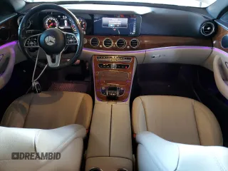 2019 Mercedes-Benz E-Class E 300 with VIN WDDZF4JB3KA565651, listed as a Copart auction lot 42371535 with 132,756 mi miles and Clean Title. Bid and sale history available at carsss.com. Image 8.