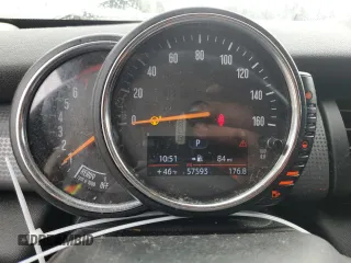 2016 MINI Hardtop 4 Door z VIN WMWXU1C51G2D12553, wystawiony jako Copart lot #52935265 z przebiegiem 57 593 mil mil oraz Szkoda całkowita • Salvage title. Historia ofert i sprzedaży dostępna na DreamBid. Obrazek 9.