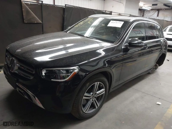 2020 Mercedes-Benz GLC with VIN WDC0G8DB2LF735497, listed as a IAAI auction lot 41371774 with 83,838 mi miles. Bid and sale history available at carsss.com. Image 2.