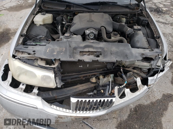 2001 Lincoln Town Car Cartier z VIN 1LNHM83W81Y629753, wystawiony jako Copart lot #36916024 z przebiegiem 150 875 mil mil oraz Szkoda całkowita • Salvage title. Historia ofert i sprzedaży dostępna na DreamBid. Obrazek 12.