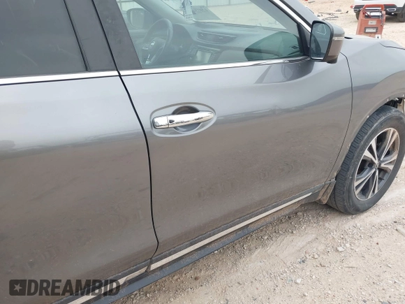 2017 Nissan Rogue SV with VIN 5N1AT2MT0HC889383, listed as a IAAI auction lot 42073498 with 319,134 mi miles and . Bid and sale history available at DreamBid. Image 18.