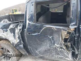 2021 Chevrolet Silverado 1500 Custom Trail Boss with VIN 1GCPYCEF1MZ433544, listed as a IAAI auction lot 41240358 with 71,041 mi miles and . Bid and sale history available at DreamBid. Image 19.