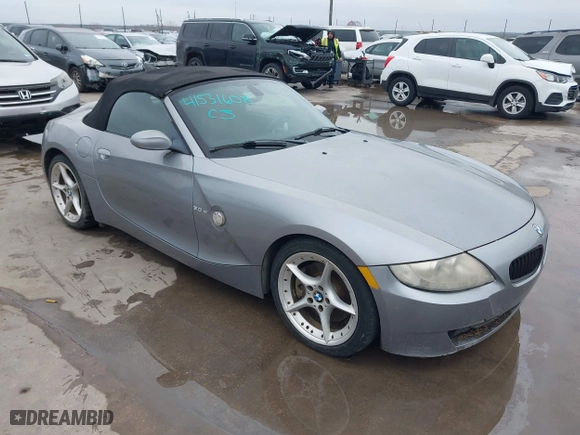 2006 BMW Z4 3.0si with VIN 4USBU53546LX01739, listed as a IAAI auction lot 41531608 with 79,376 mi miles. Bid and sale history available at carsss.com. Image 1.