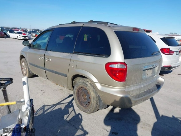 2005 Chrysler Town & Country with VIN 1C4GP45R15B253865, listed as a IAAI auction lot 41355427 with 201,314 mi miles. Bid and sale history available at carsss.com. Image 3.