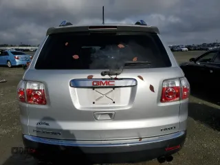 2010 GMC Acadia SL with VIN 1GKLVKED2AJ101076, listed as a Copart auction lot 86073224 with 104,258 mi miles and Salvage Title. Bid and sale history available at carsss.com. Image 6.