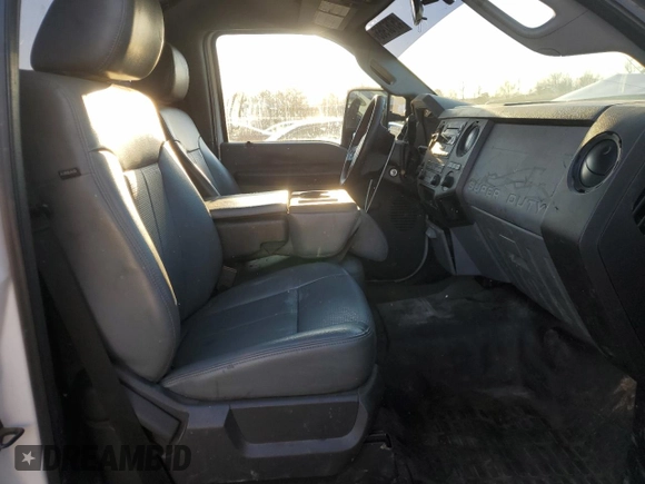 2015 Ford F-250 XL with VIN 1FDBF2A62FEC96054, listed as a Copart auction lot 45767965 with 258,796 mi miles and Salvage title. Bid and sale history available at DreamBid. Image 10.