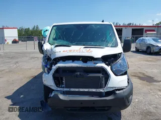 2024 Ford Transit Cargo с VIN 1FTBR1Y80RKB59990, выставлен на аукционе IAAI как лот 42241182 с пробегом 13 385 миль миль и . История ставок и продаж доступна на DreamBid. Изображение 6.