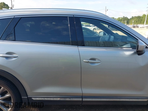 2020 Mazda CX-9 Grand Touring with VIN JM3TCADY2L0406173, listed as a IAAI auction lot 42217230 with 110,465 mi miles and . Bid and sale history available at DreamBid. Image 13.
