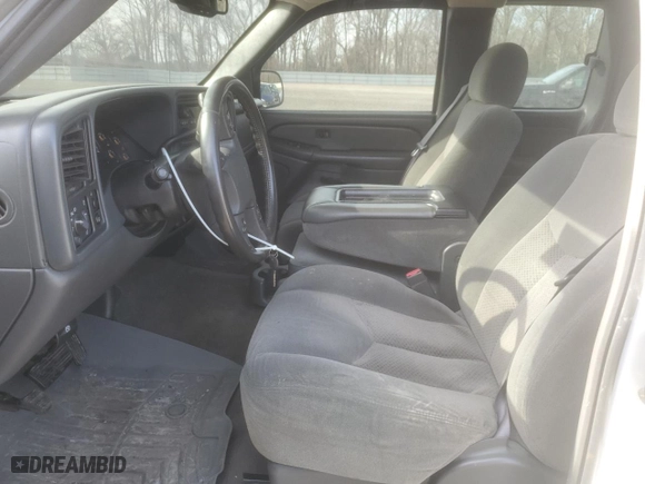 2004 Chevrolet Silverado 1500 Work Truck with VIN 2GCEC19V441229714, listed as a Copart auction lot 42503755 with 132,733 mi miles and Salvage Title. Bid and sale history available at carsss.com. Image 7.