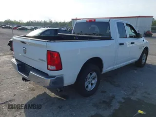 2019 Ram 1500 Express z VIN 1C6RR7FT8KS533686, wystawiony jako IAAI lot #41866997 z przebiegiem 199 502 mil mil oraz . Historia ofert i sprzedaży dostępna na DreamBid. Obrazek 4.