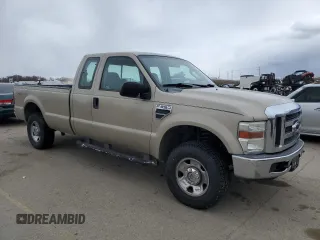 2008 Ford Super Duty F-250 SRW XL with VIN 1FTSX21528EA99137, listed as a Copart auction lot 49415425 with 241,634 mi miles and Salvage Title. Bid and sale history available at carsss.com. Image 4.