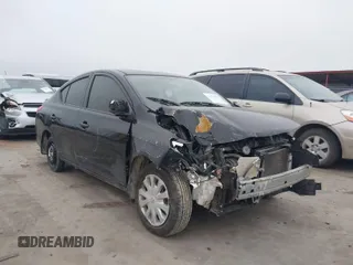 2018 Nissan Versa Sedan SV with VIN 3N1CN7AP6JL827849, listed as a IAAI auction lot 41570556 with 79,878 mi miles. Bid and sale history available at carsss.com. Image 1.