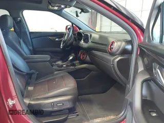 2019 Chevrolet Blazer RS z VIN 3GNKBERS3KS681486, wystawiony jako IAAI lot #42307181 z przebiegiem 104 387 mil mil oraz . Historia ofert i sprzedaży dostępna na DreamBid. Obrazek 5.