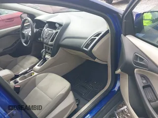 2012 Ford Focus SE with VIN 1FAHP3F2XCL266692, listed as a IAAI auction lot 42130412 with 114,608 mi miles and . Bid and sale history available at carsss.com. Image 5.